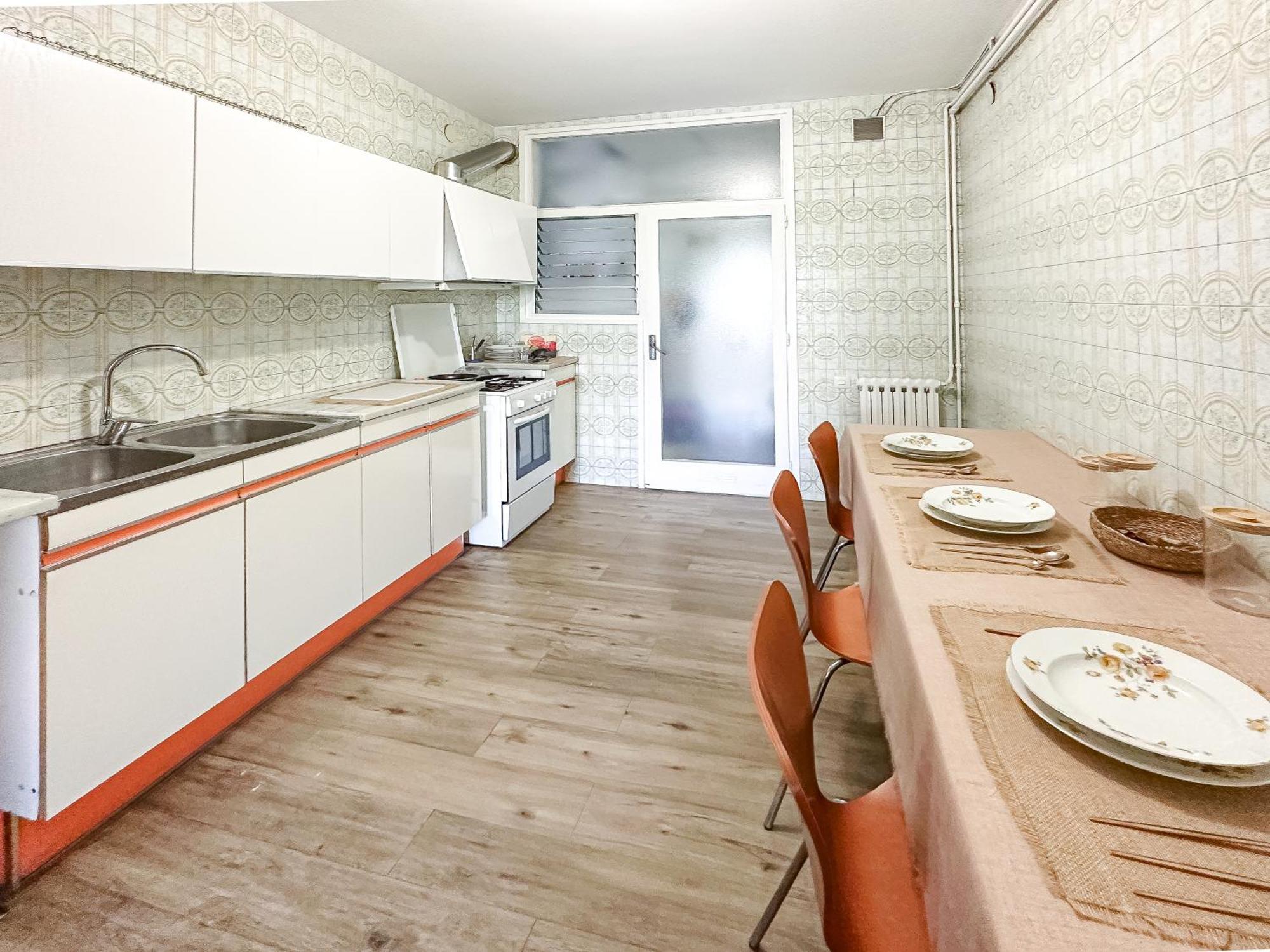Lovely In Shared Gracia Neighborhood Apartament